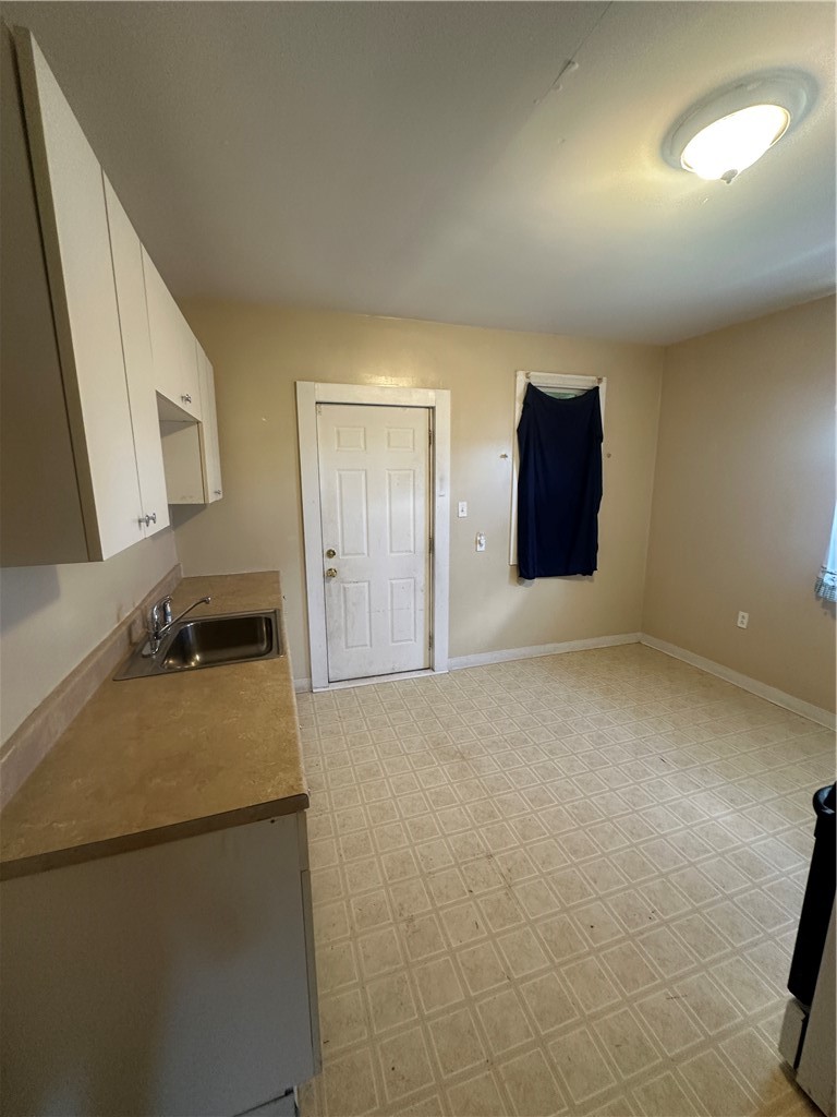 934 Ridge St. — photo 5
