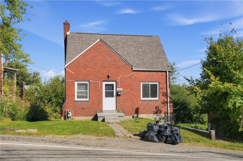 418 Commonwealth Ave — photo 2
