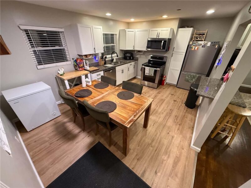 10 NEWMEYER LANE — photo 4