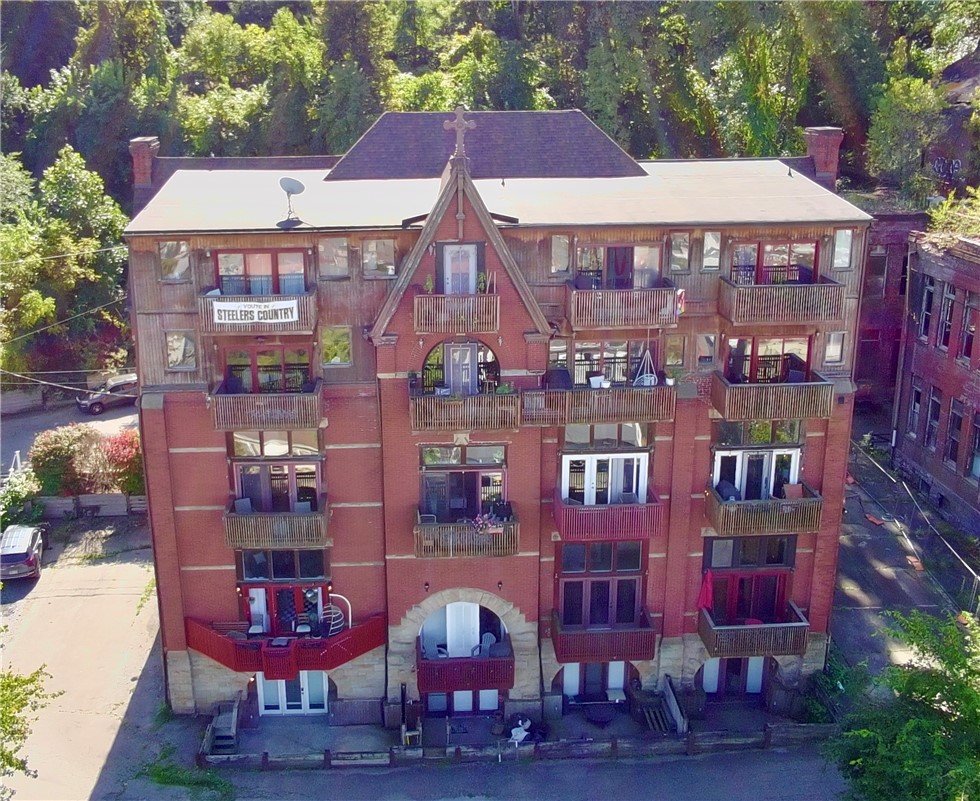 66 Pius St 202 — photo 1
