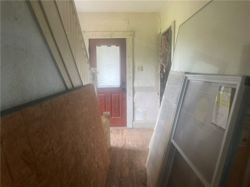 1102 Mcadams Rd — photo 3