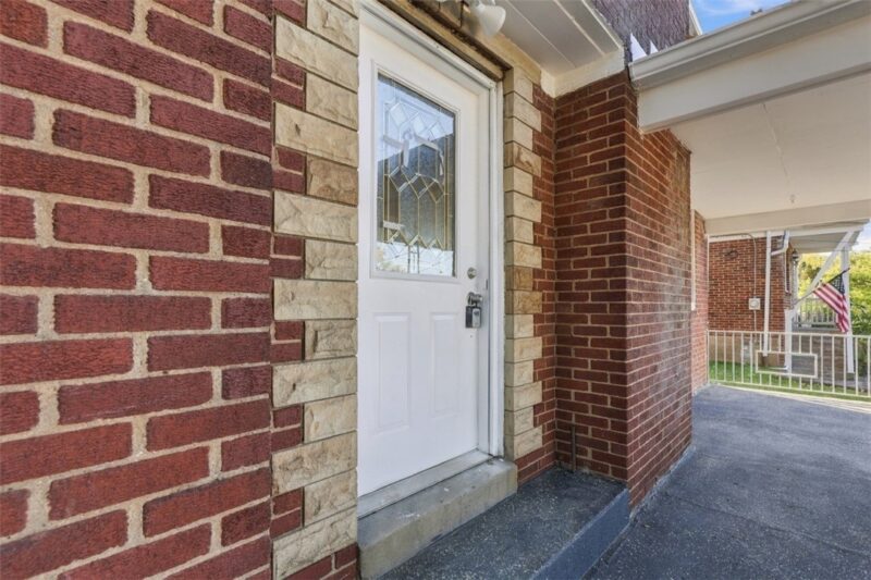 1015 Glencoe — photo 7
