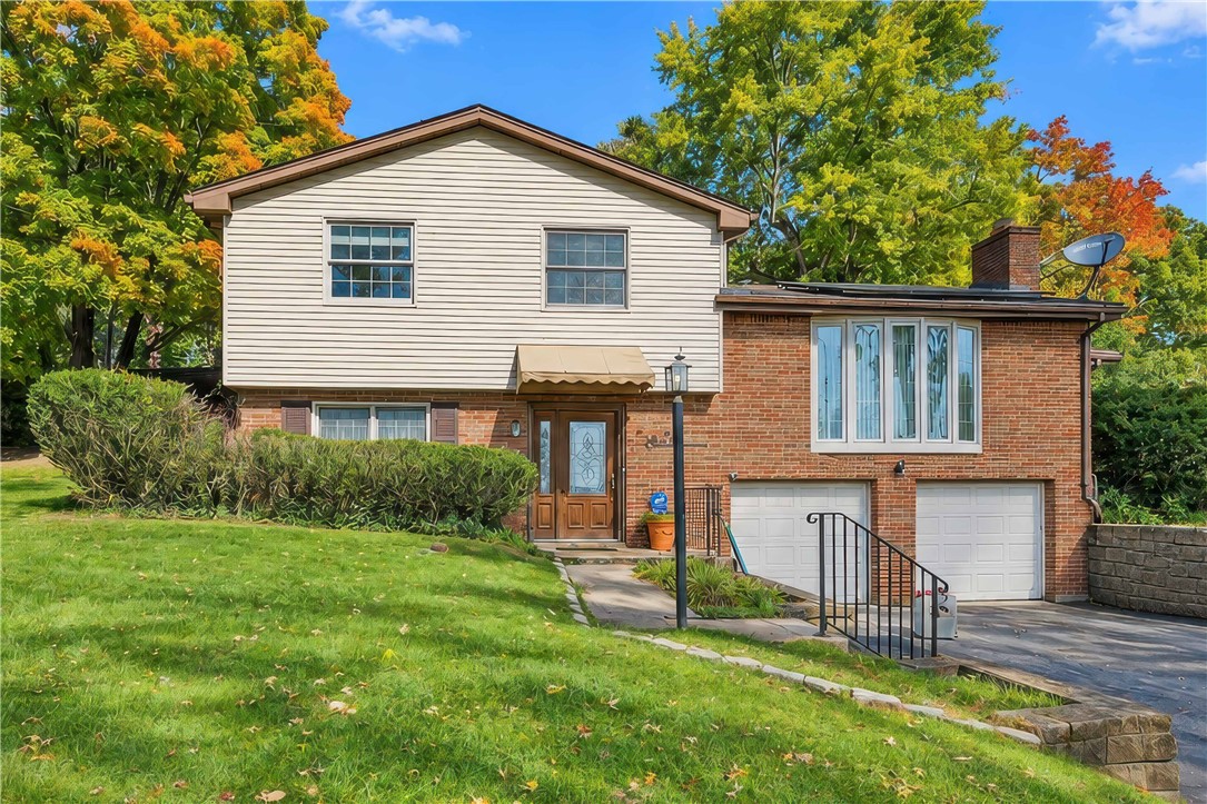 2473 Hampton Ave — photo 1