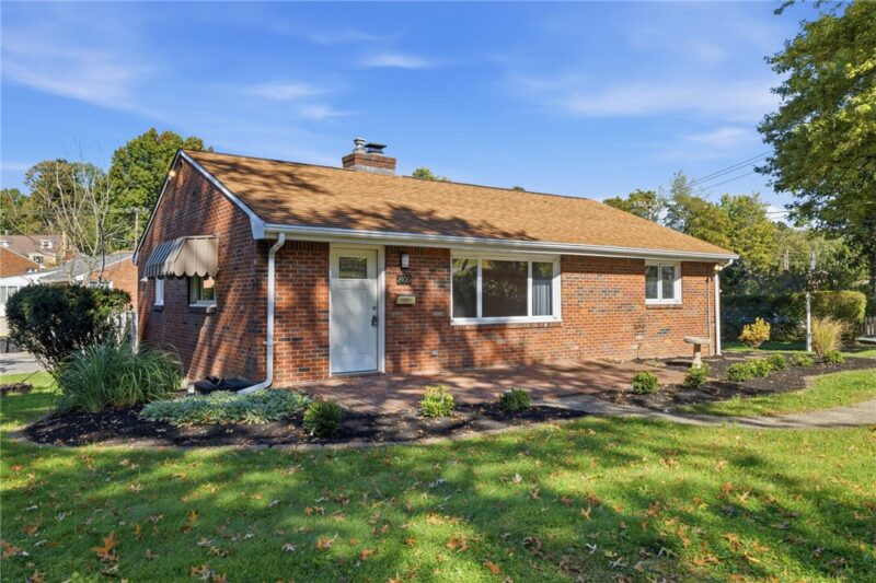 2400 Milford Dr — photo 4