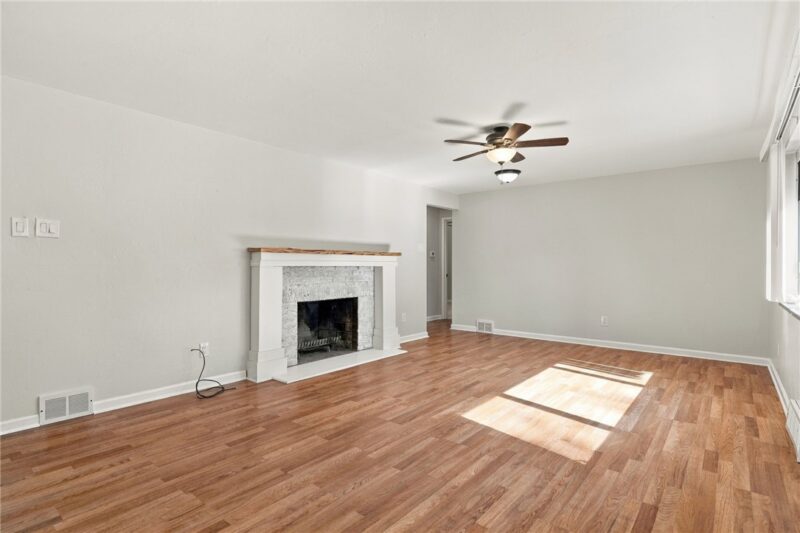 2400 Milford Dr — photo 7