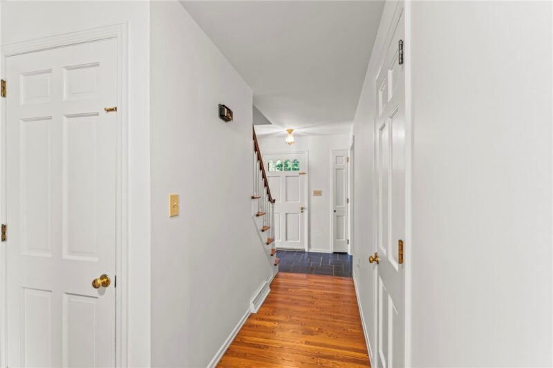 1849 Tilton Drive — photo 6