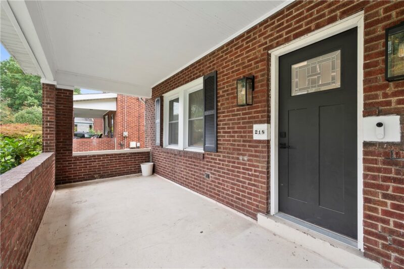 218 Birch Ave. — photo 4