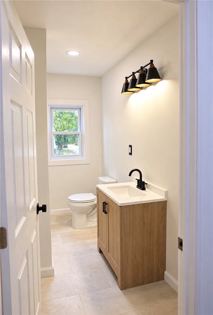 813 Lauck Ave — photo 8