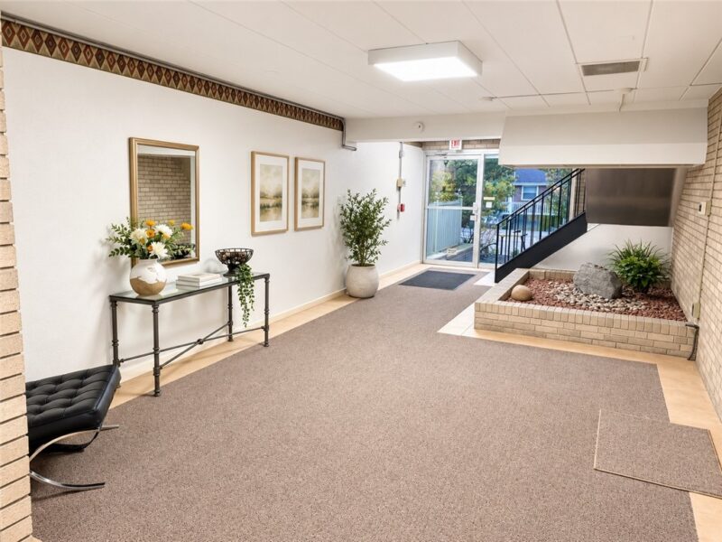 605 Shady Ave 3B — photo 4