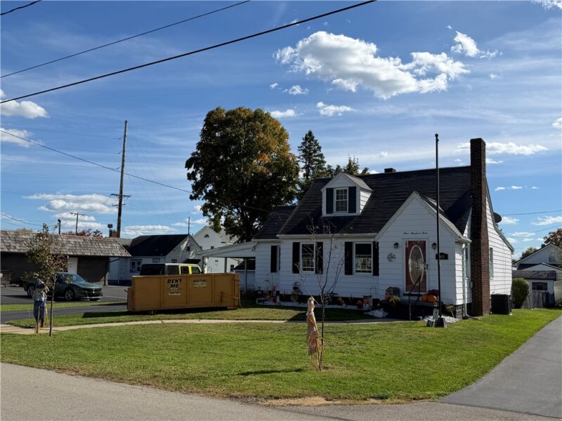 303 W Elizabeth St — photo 3