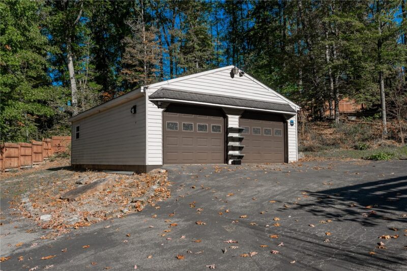 300 Rich Hill RD — photo 4