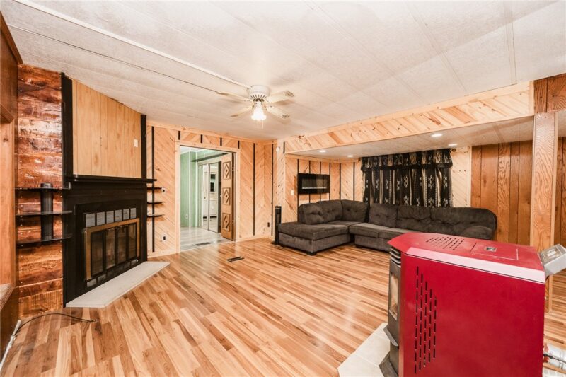 300 Rich Hill RD — photo 7