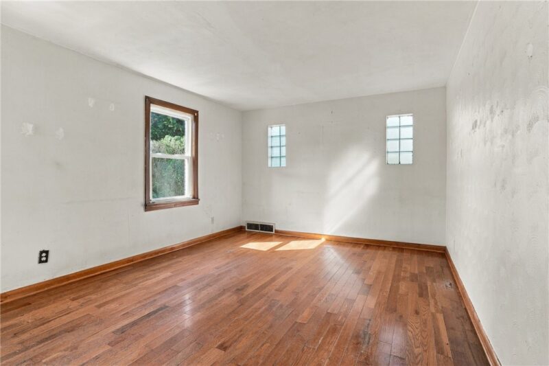 428 Grandview Ave — photo 6