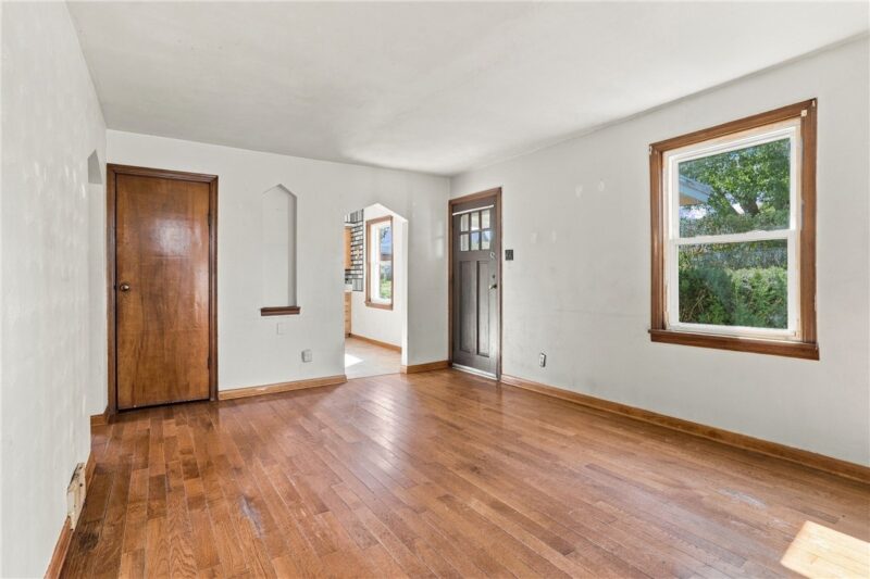 428 Grandview Ave — photo 7