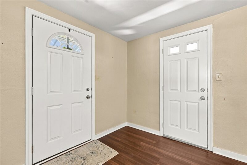 1170 GRANDVIEW DRIVE — photo 3