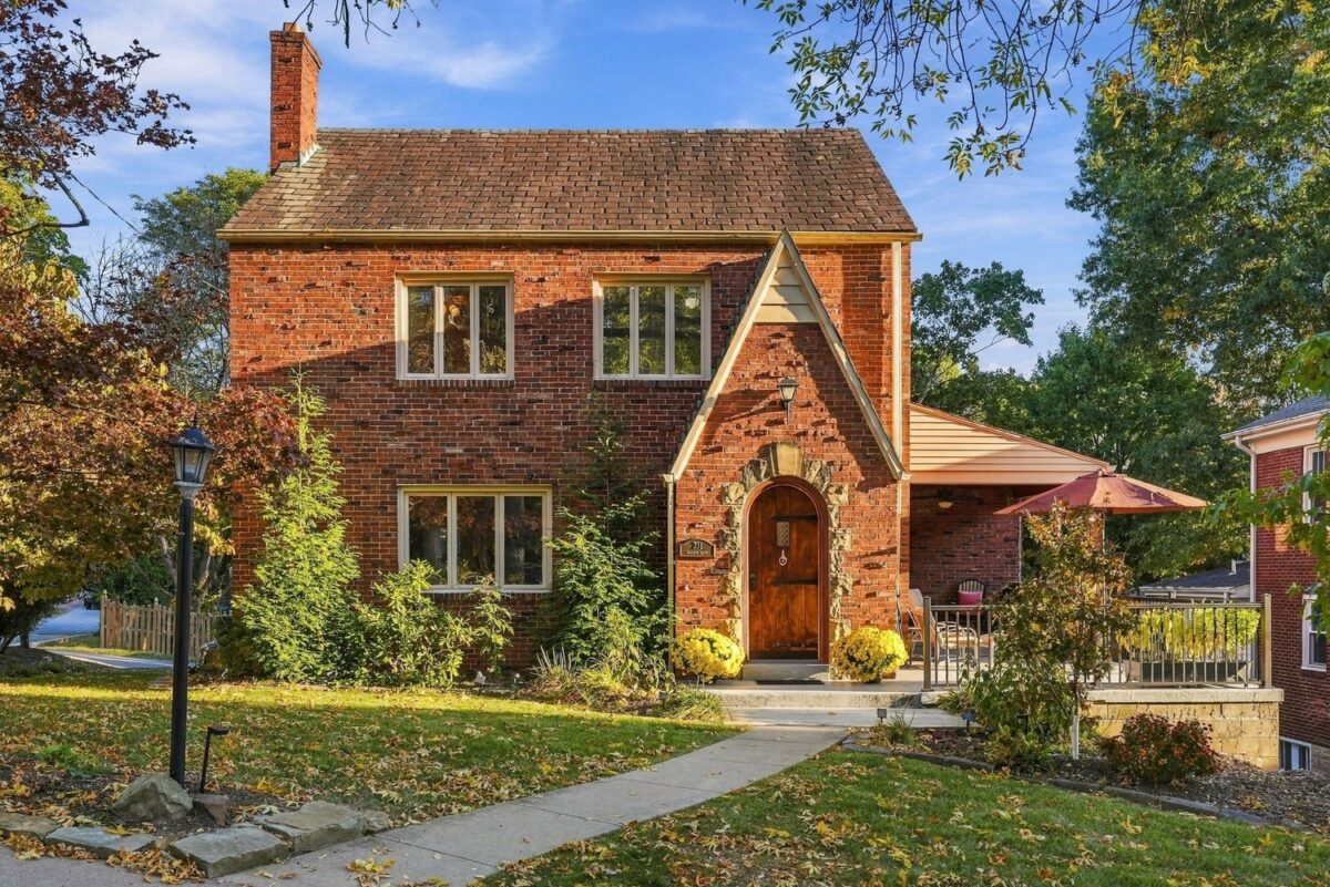 231 Atlanta DRIVE — photo 1