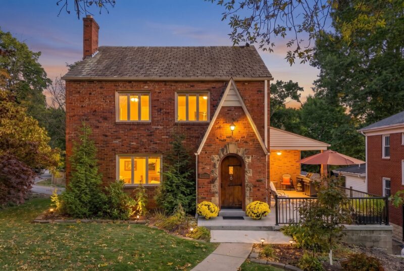 231 Atlanta DRIVE — photo 2