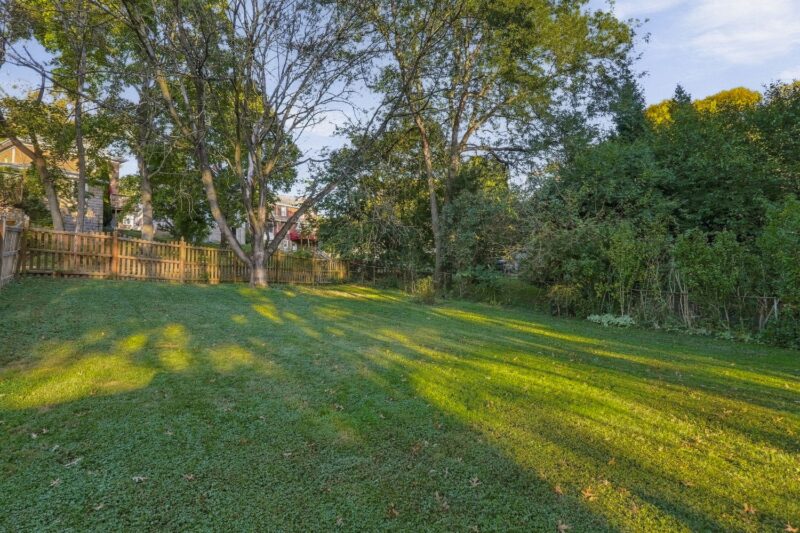 231 Atlanta DRIVE — photo 5