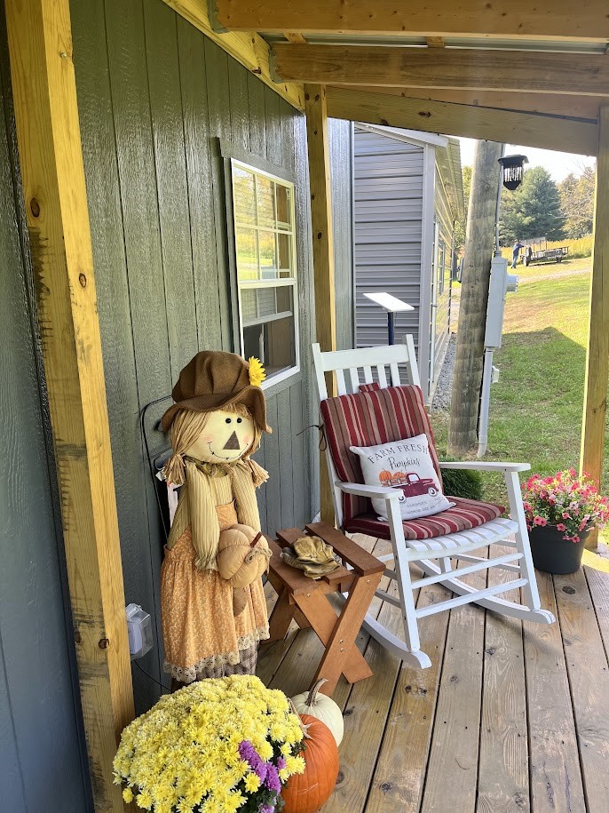 704 Jefferson Road — photo 3