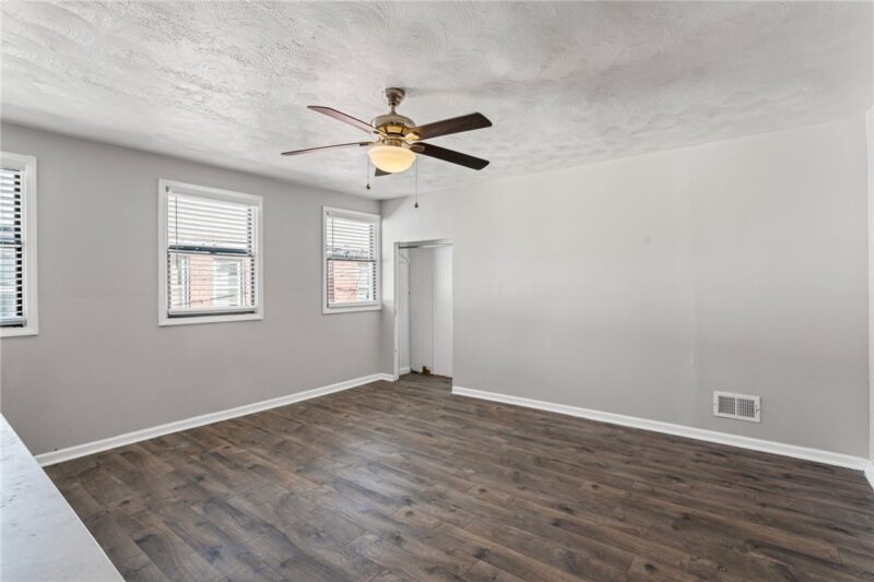 2810 Edwards Way — photo 8