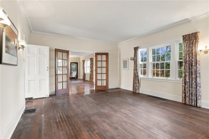 311 Dorseyville Rd — photo 8