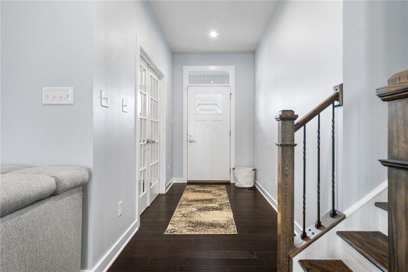 1001 Black Sands Drive — photo 3