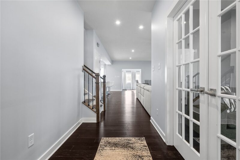 1001 Black Sands Drive — photo 4