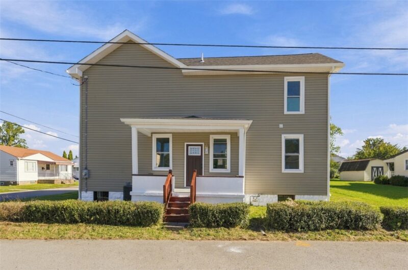 240 Stewart St
