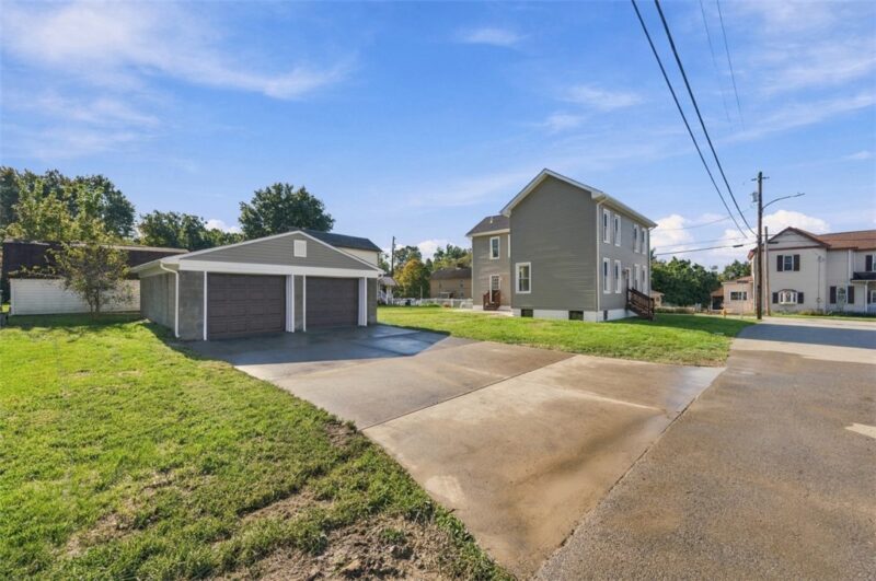 240 Stewart St — photo 6
