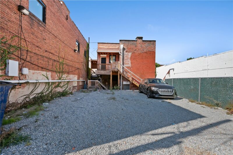 200 E 8th Ave — photo 5