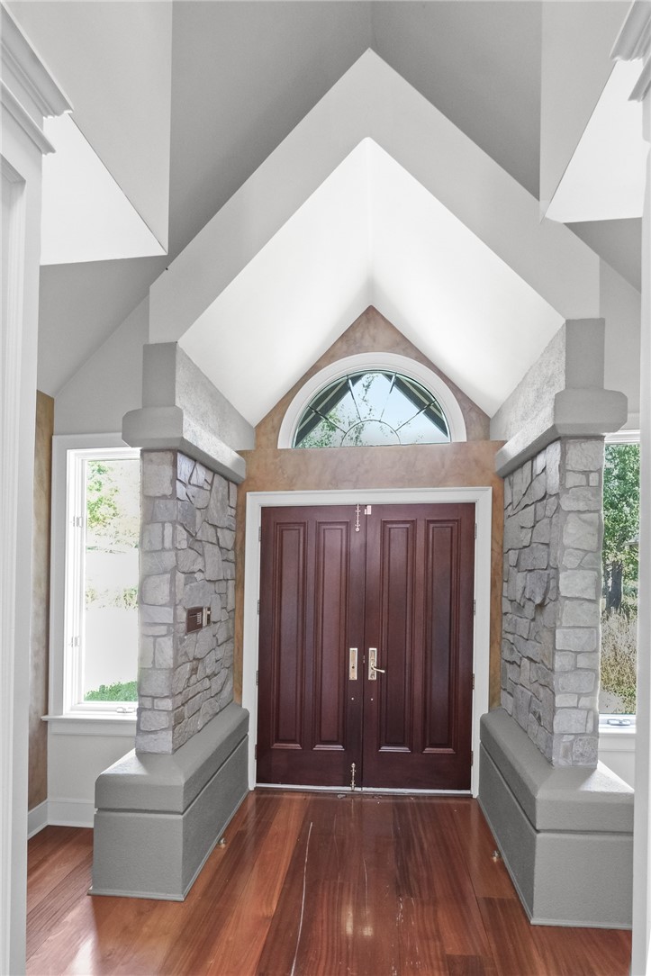 310 Mingo Rd — photo 3