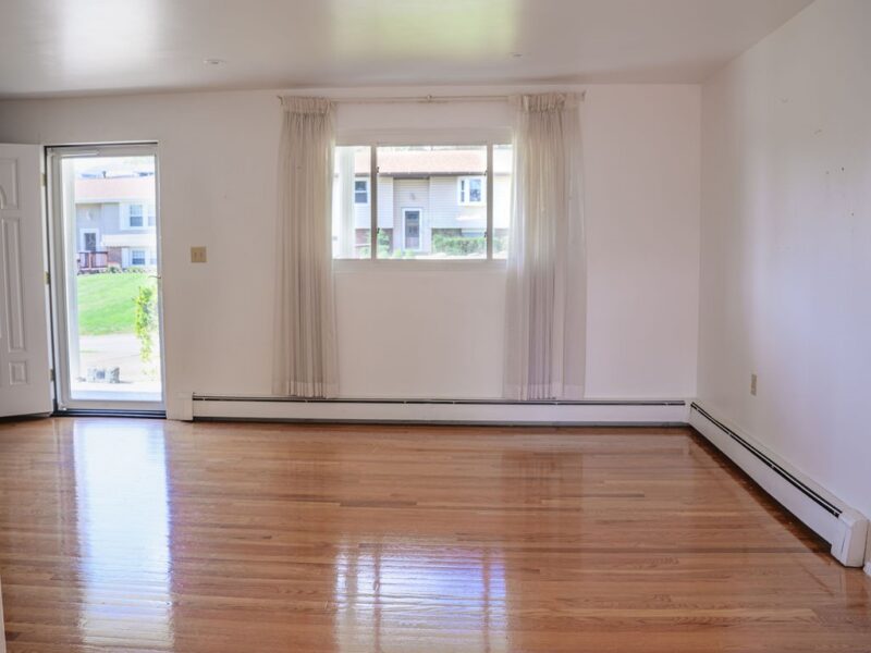 105 Opal Ct — photo 8