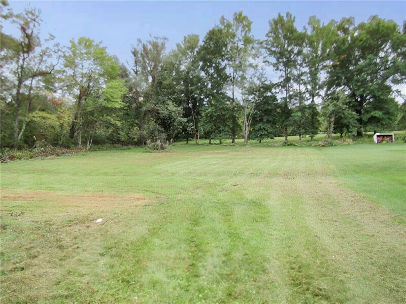 312 Leslie Rd — photo 4