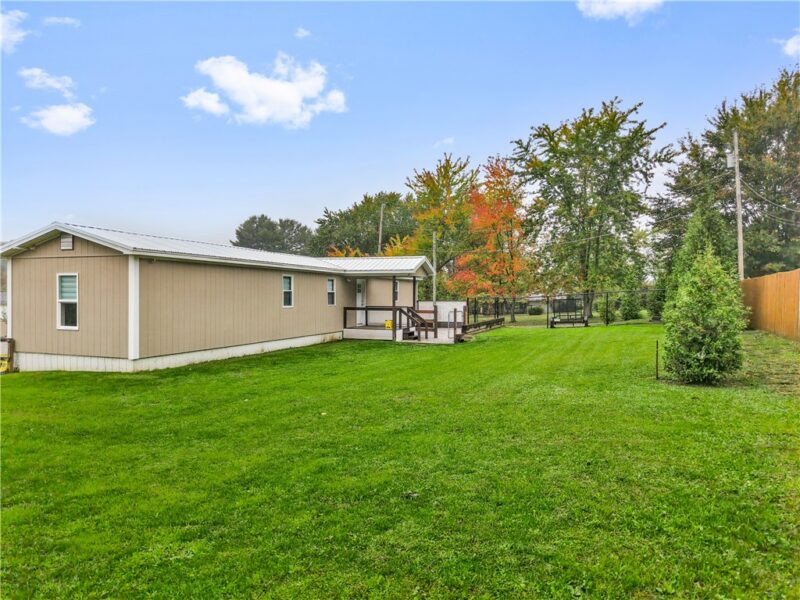 323 Crestview Dr — photo 8