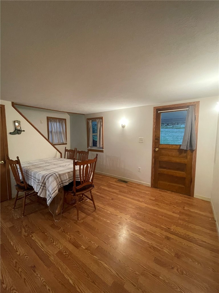 303 Broadway Ave — photo 5