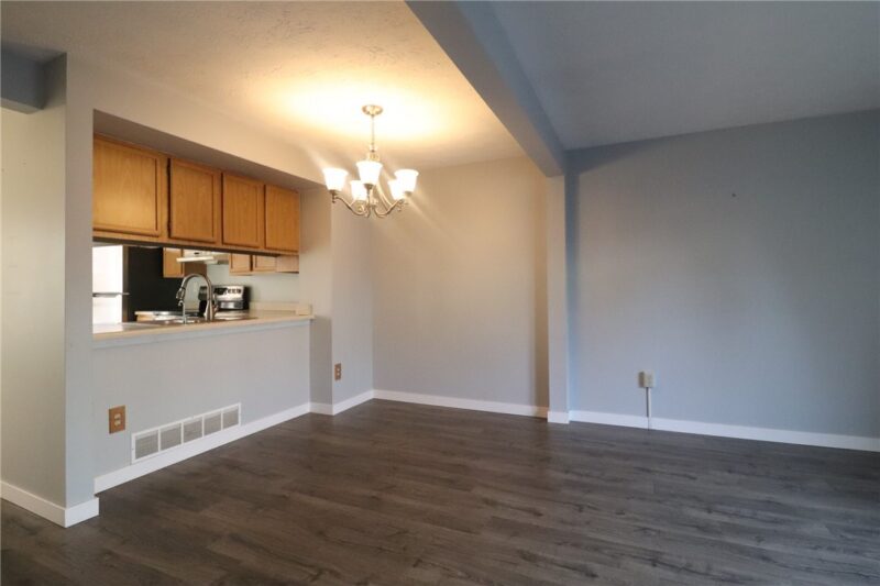 308 SHADY RIDGE DR — photo 5