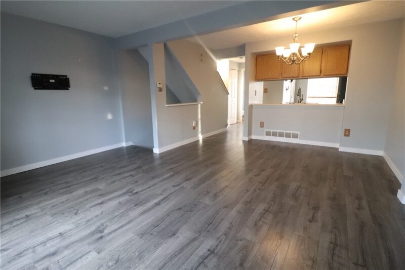 308 SHADY RIDGE DR — photo 8
