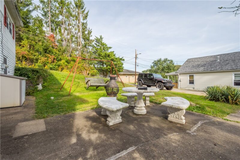 109 Saulters Ave — photo 3