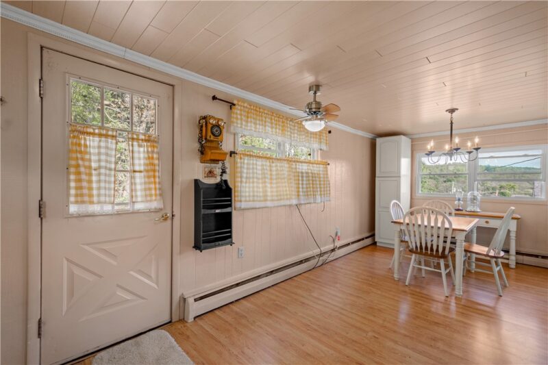 109 Saulters Ave — photo 8