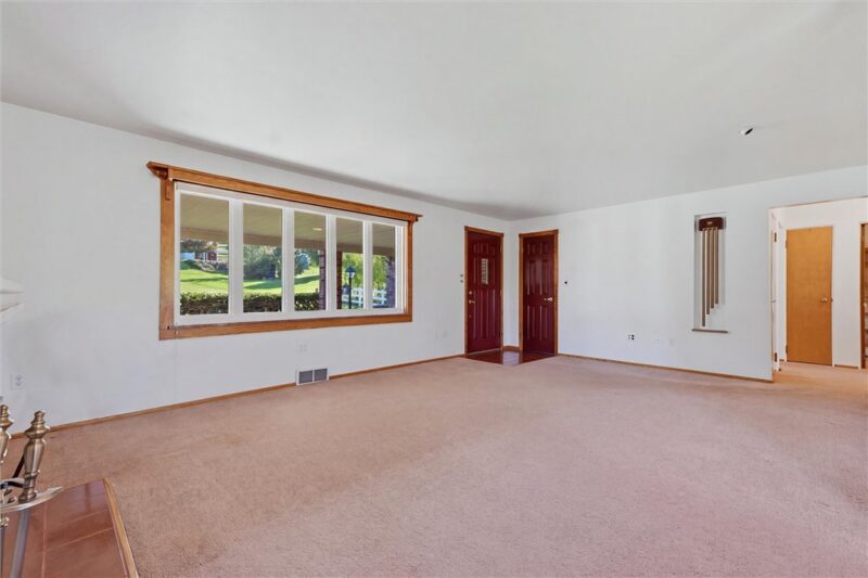 283 Kentucky Drive — photo 3