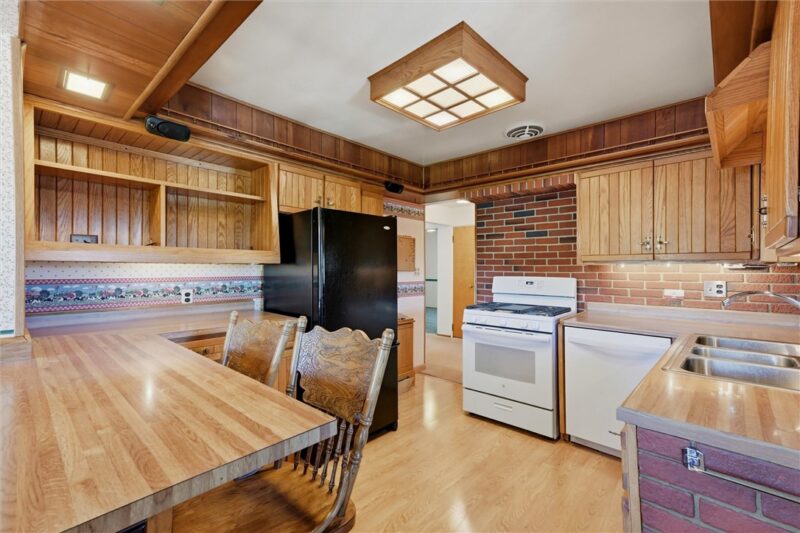 283 Kentucky Drive — photo 6
