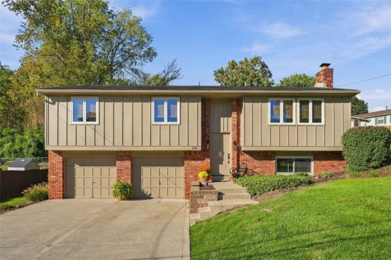 616 Carnival Dr