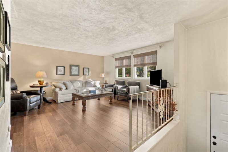 616 Carnival Dr — photo 7