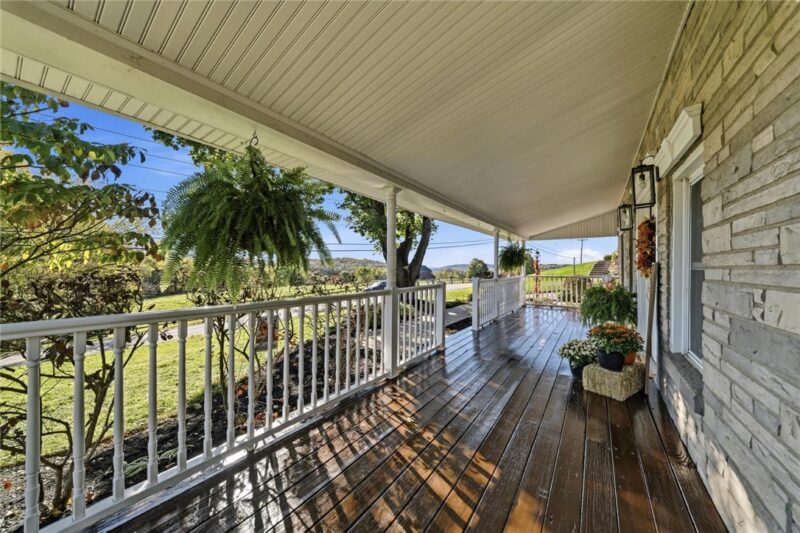 104 Moffett Run Rd — photo 4