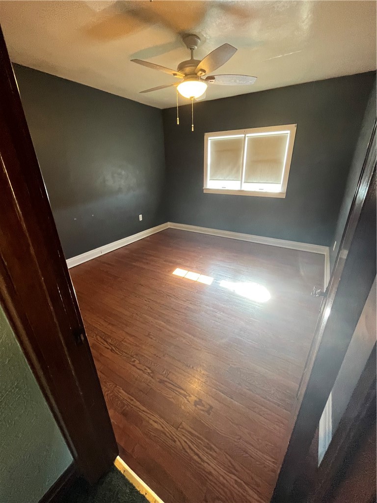 226 Cherry Ave — photo 2