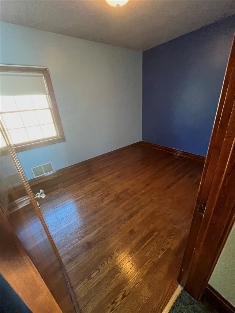 226 Cherry Ave — photo 4