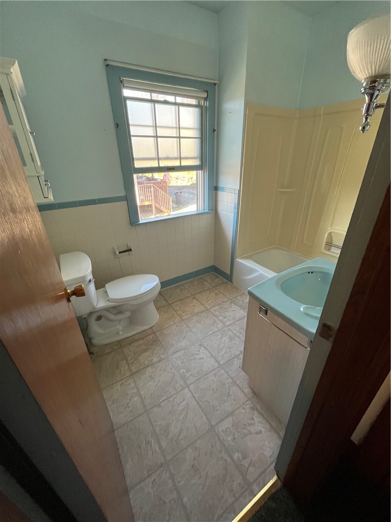 226 Cherry Ave — photo 5