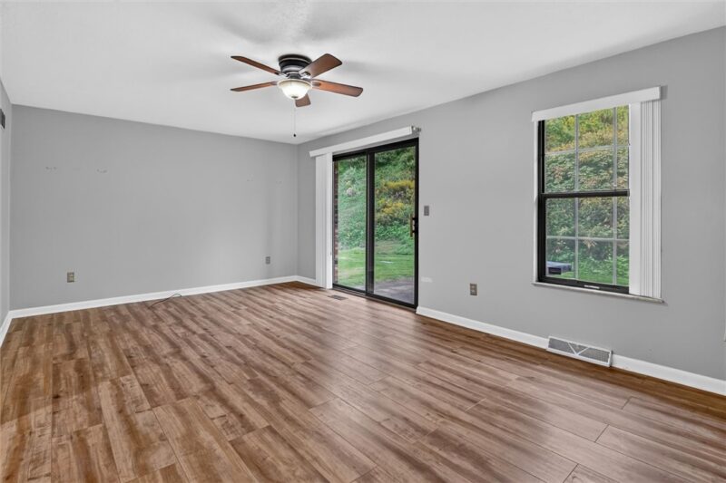 7440 Lighthouse Pt — photo 8