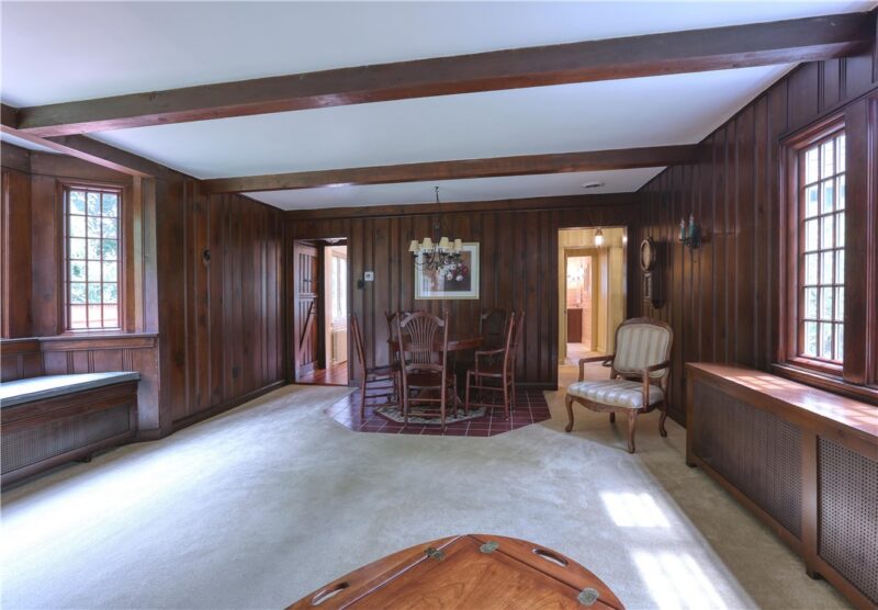 102 Hillcrest Avenue — photo 4