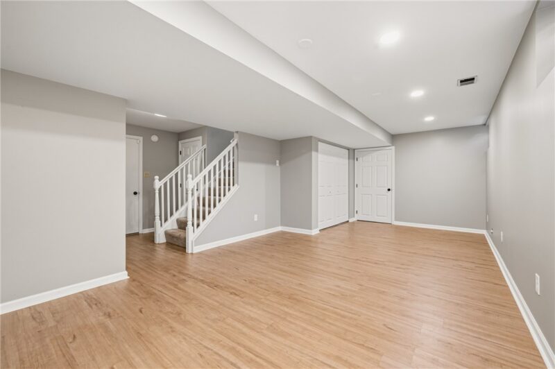 2446 Dogwood Drive — photo 4